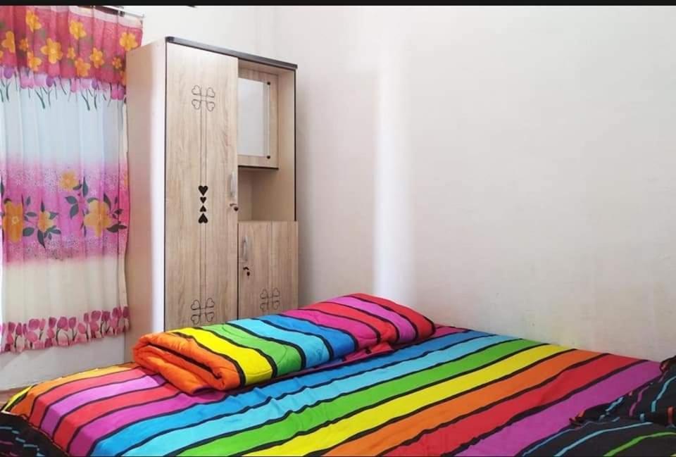 Penginapan Cantika Sungai Tutung Экстерьер фото